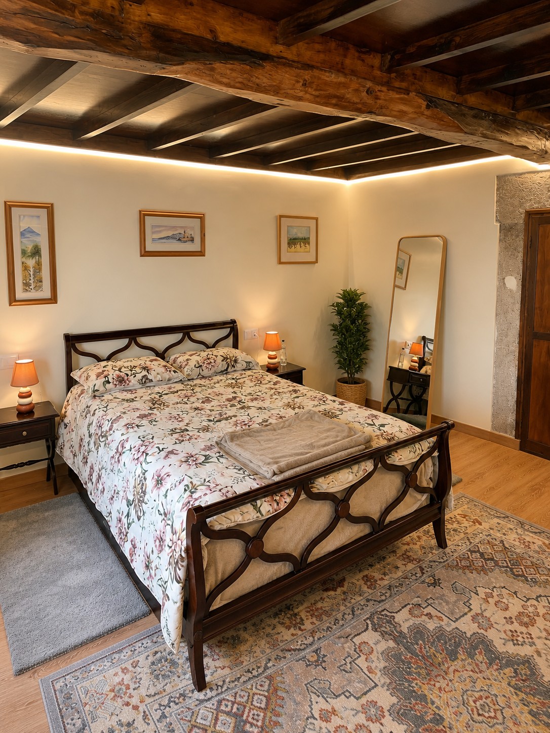 Principal bedroom